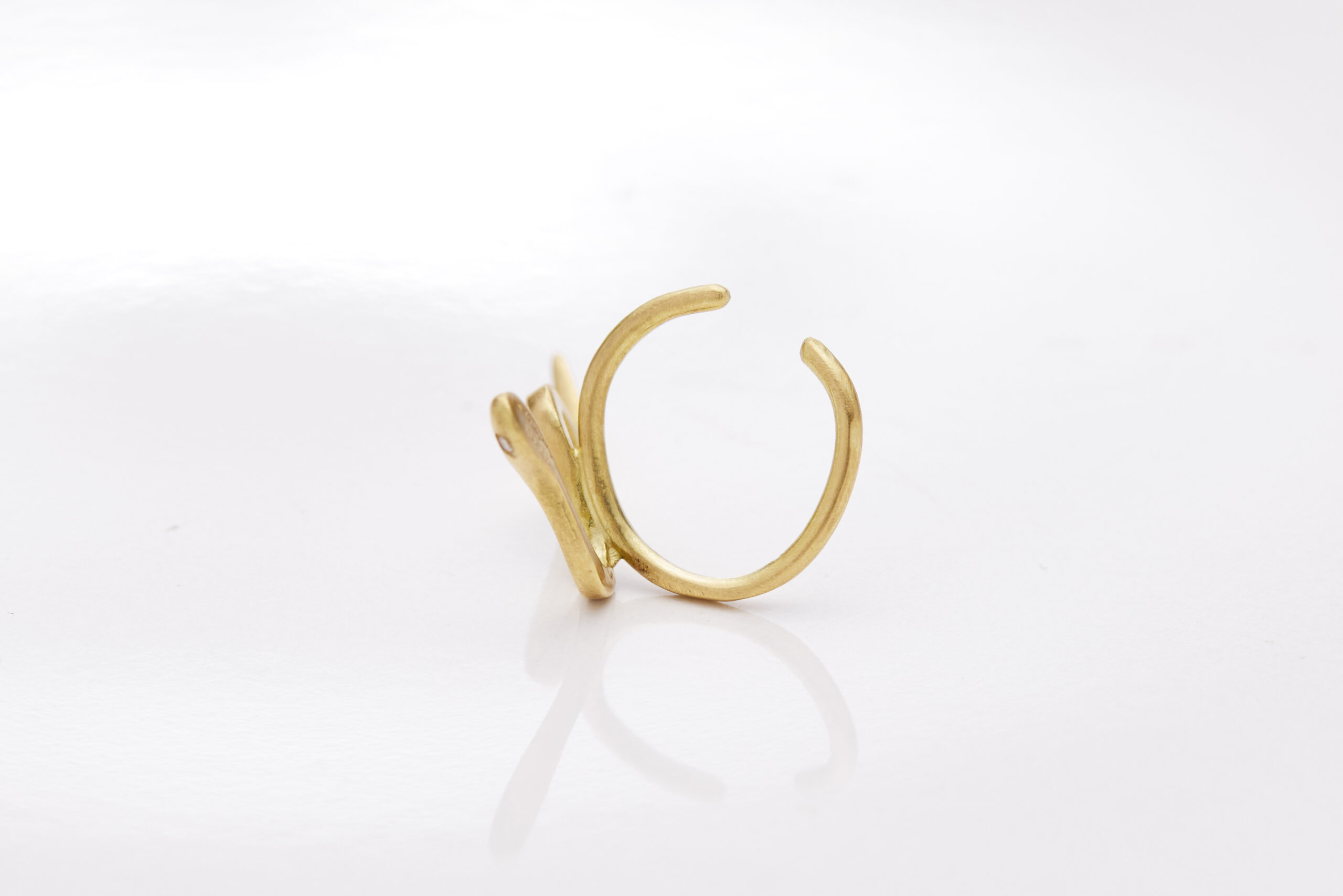 Cleopatra  Earcuff    K18YG,  ダイヤモンド