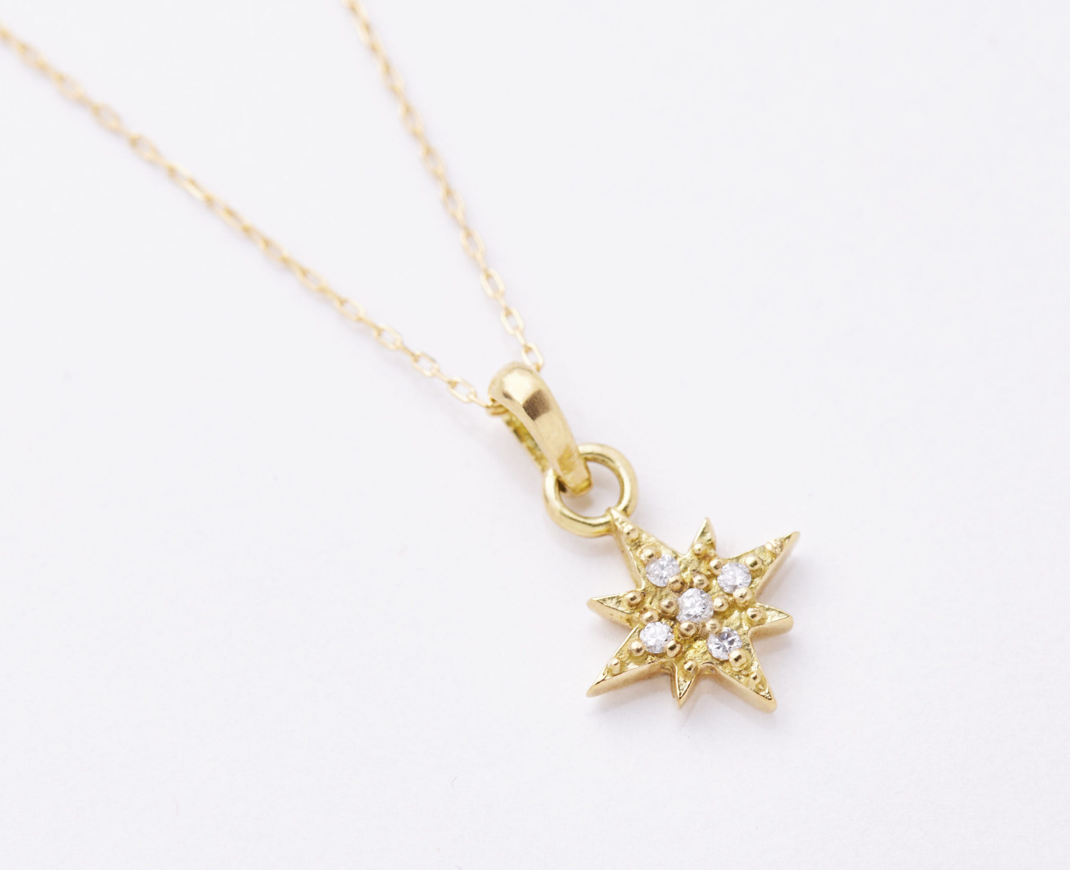 Lucia  Necklace  イエローゴールド、ダイヤモンド