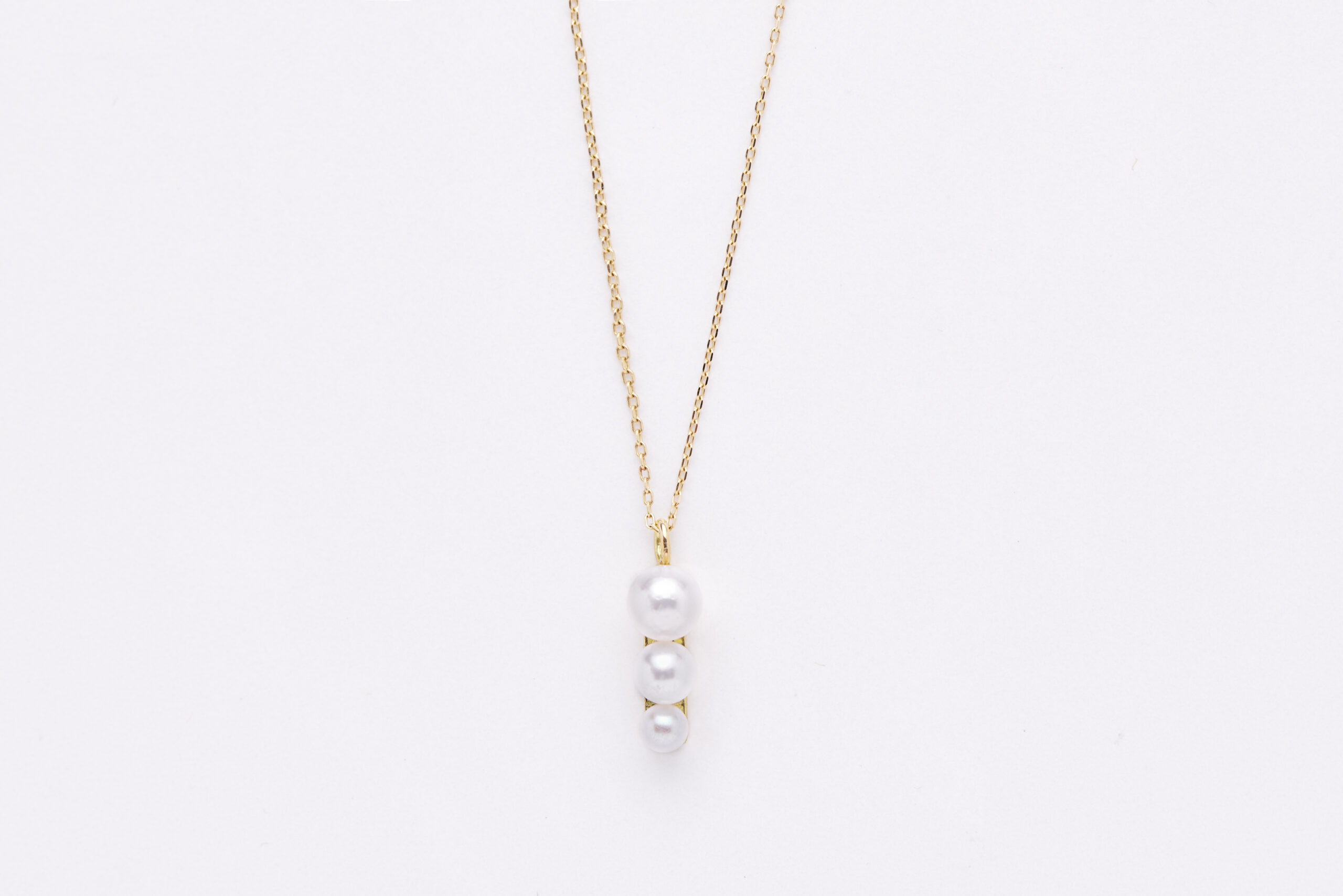 Iris  Necklace  あこやベビー